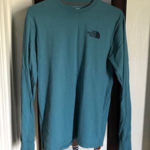 The North Face L/S Red Box T-Shirt. Aqua/Navy. Sm.